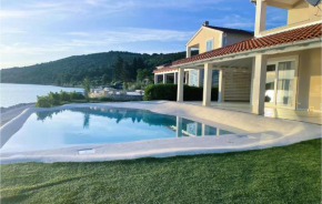 Beautiful Home In Veli Rat With Wifi